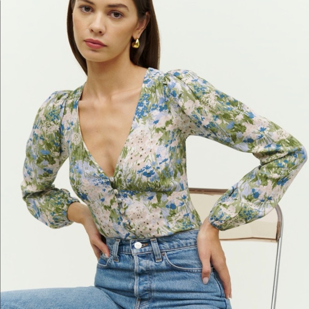 Reformation The Nell Long Sleeve Top in Green Ditsy Floral, Size Small